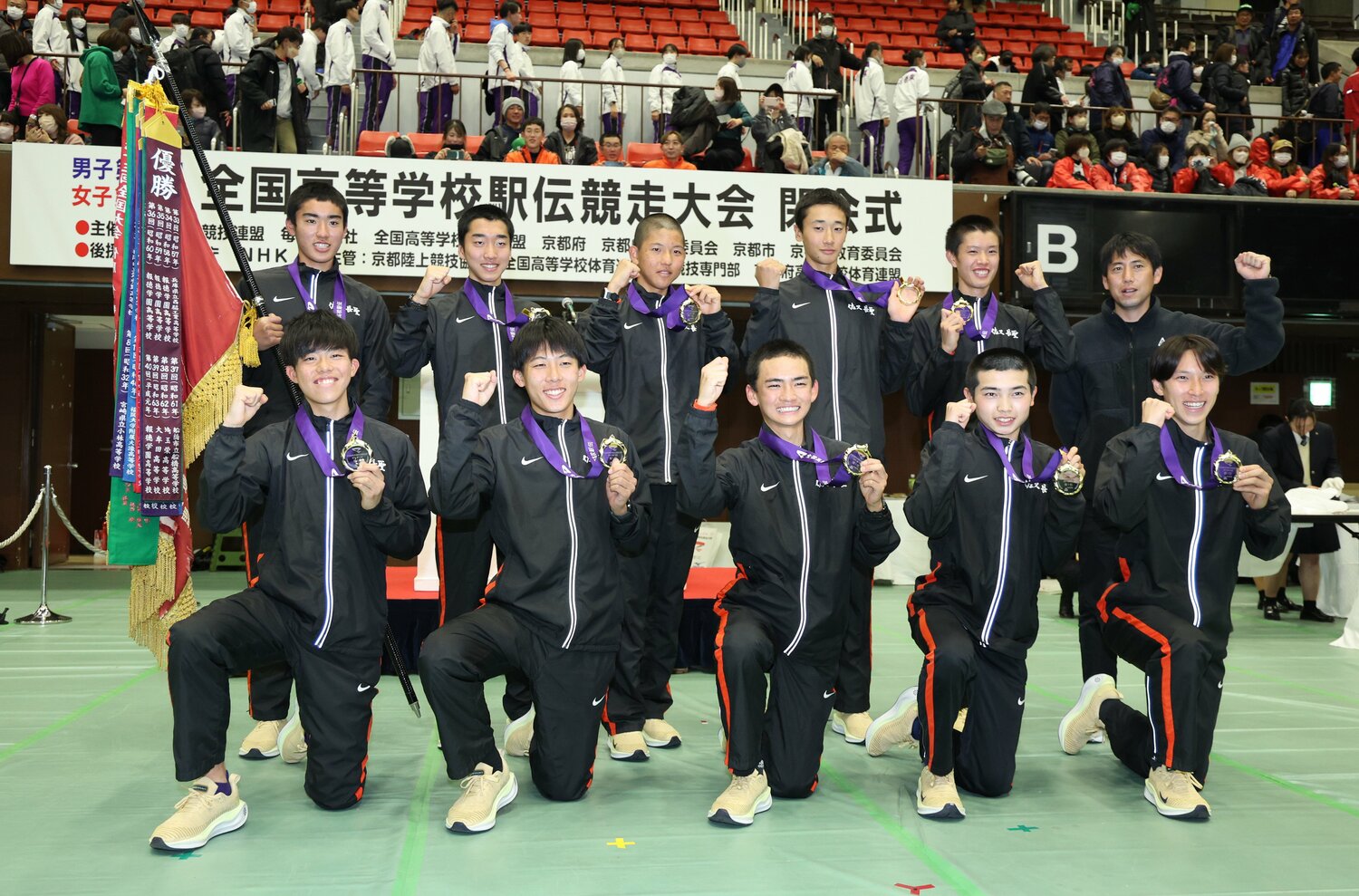 昨年の全国高校駅伝で、日本人だけで大会新記録の優勝を果たした佐久長聖 ©JIJI PRESS