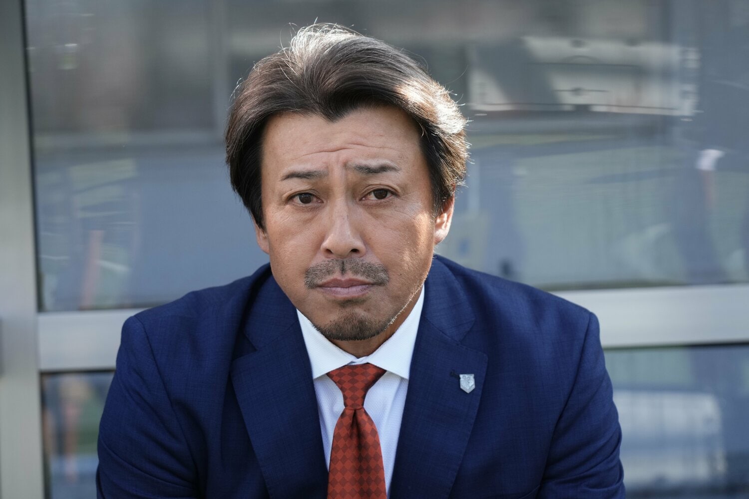 今季途中からチームを率いた原崎政人監督。11月9日に退任が発表された ©Hiroki Watanabe/Getty Images
