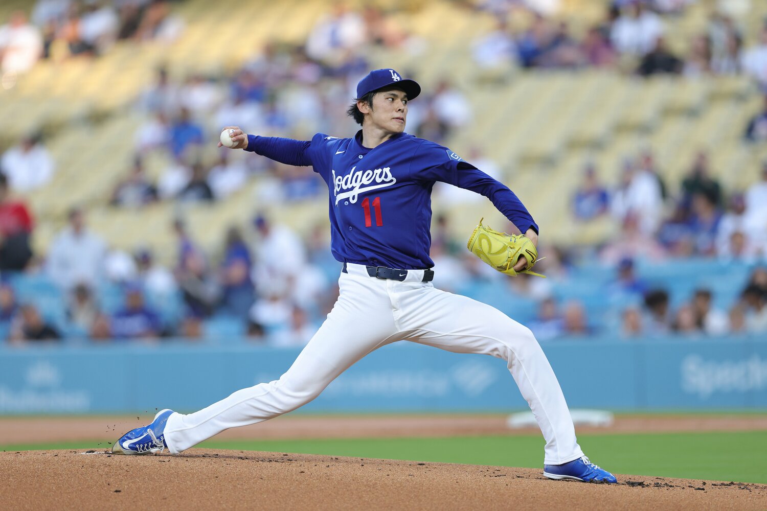 2回を投げて8四死球と大乱調だったエンゼルス戦の佐々木 ©Getty Images