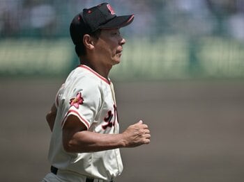 甲子園の監督たち“テレビには映らない”本音の試合後コメント「おでんと一緒です」「俺はもう満足した」…見えた“勝ち上がるチーム”の特徴＜Number Web＞ photograph by Hideki Sugiyama