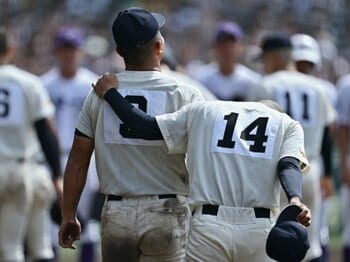 「怒るとめちゃ怖い」高校野球監督…“ある選手”が書いた30冊の日誌「その中身」…それでも愛された神村学園・小田大介とは何者か？ 甲子園ウラ話＜Number Web＞ photograph by Hideki Sugiyama