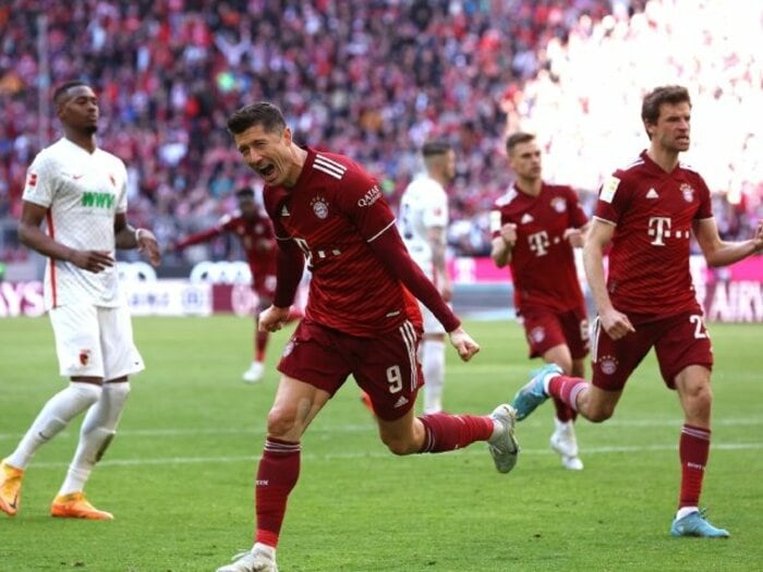 日本とW杯で対戦、ドイツ代表候補がエグい…V10バイエルン勢と19歳のライジングスターも注目なワケ＜識者が選ぶブンデスベスト11＞＜Number Web＞ photograph by Getty Images