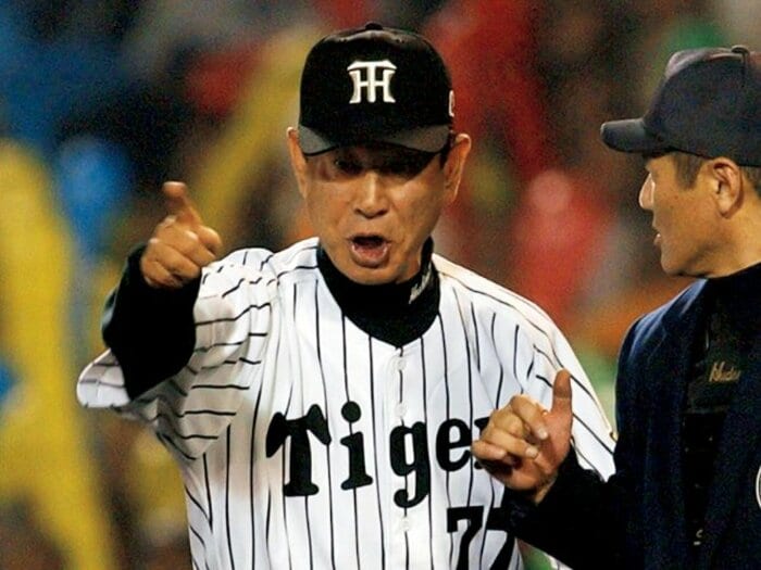 「お前、何やっとんじゃ！ ちょっと来い！」阪神・星野仙一監督は赤星憲広に激怒しながらも笑顔だった？「最初からレギュラーに決めてたよ」＜Number Web＞ photograph by JIJI PRESS