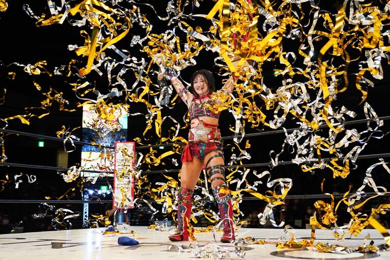 「あんな弱い奴に何ができる、とバカにされ…」デビューから15年、スターダム王者・朱里が女子プロレス大賞に輝くまで《特別グラビア》(30)