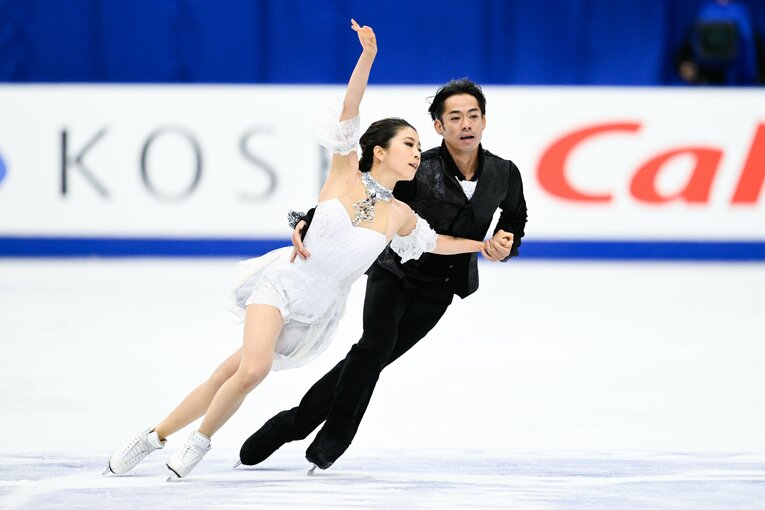 「すごい見つめられている感があって…」高橋大輔＆村元哉中が奏でる新たな関係性「音楽が鳴った瞬間、大ちゃんの目力が変わるんです」(17)