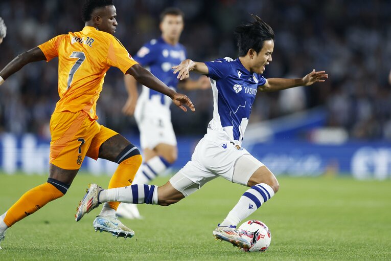 久保建英がマドリー戦後ファンに謝罪も…「エムバペとビニシウスはタケに手を焼いていた」カメラマン、久保本人が感じた「悪い中での好材料」(10)