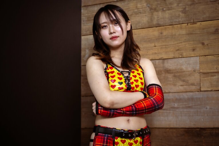 「ぶりっ子キャラだし、なにこの子って（笑）」慶應大、異例の“学生アイドルレスラー”はいかに生まれたか？ 無村架純が引退後に明かした本音(66)