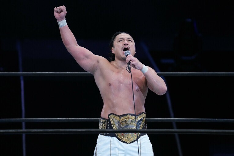 「後藤革命はまだまだ終わらない！」と叫ぶ後藤洋央紀　©Essei Hara