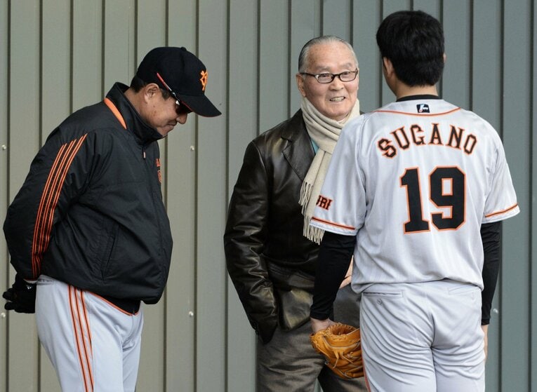 プロ1年目開幕前…激励に訪れた長嶋茂雄　　©KYODO