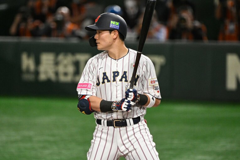 台湾戦で7番・清宮幸太郎は5回にタイムリー3塁打を放った　©︎Nanae Suzuki