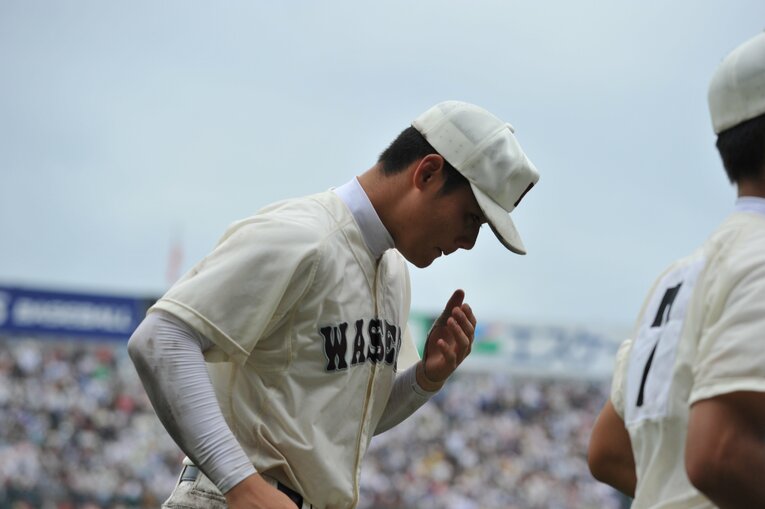 2015年夏の甲子園準決勝。仙台育英が、1年生清宮を擁する早稲田実業を下した　©BUNGEISHUNJU