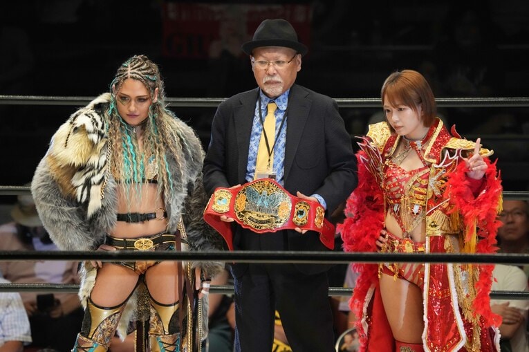 ワールド王座をかけて戦うことになったジュリアとSareee。7月13日、両国国技館　©Hiroki Watanabe