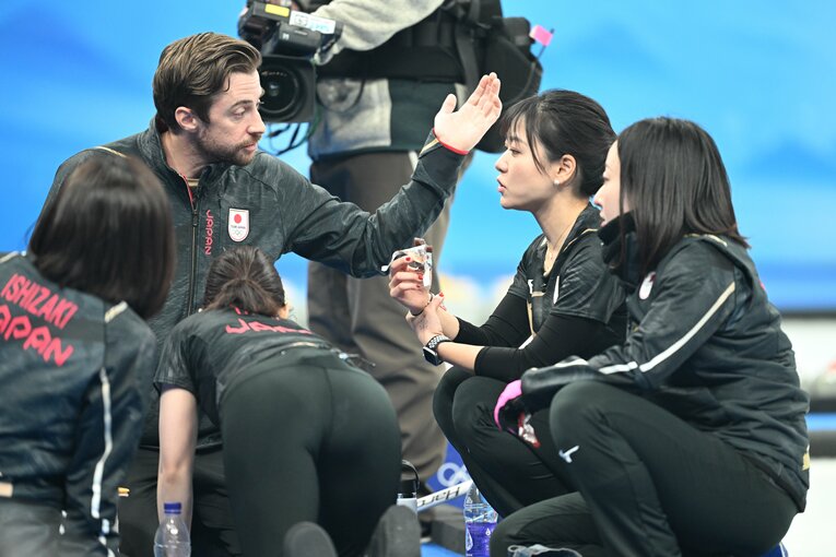 2022年北京五輪、決勝イギリス戦の“もぐもぐタイム”　©Naoya Sanuki/JMPA