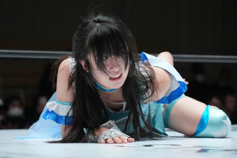 這い上がる玖麗さやか　©Essei Hara