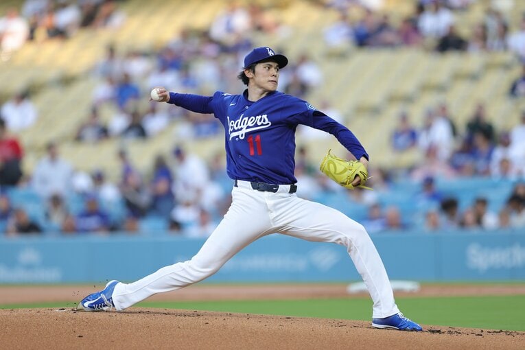 2回を投げて8四死球と大乱調だったエンゼルス戦の佐々木　©Getty Images