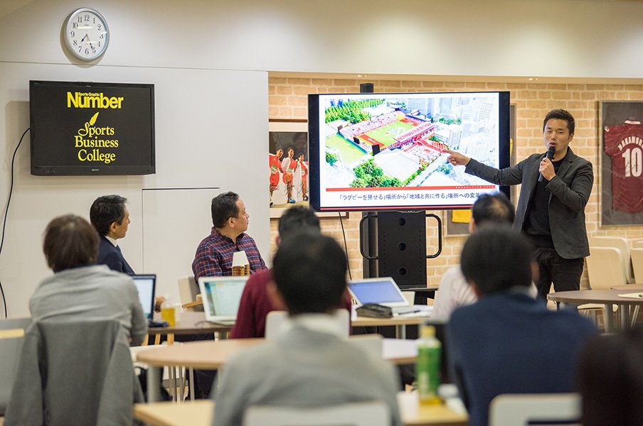 池田純がサンウルブズの可能性を熱弁。もしラグビーボールが猫だったら!?<Number Web> photograph by Ichisei Hiramatsu