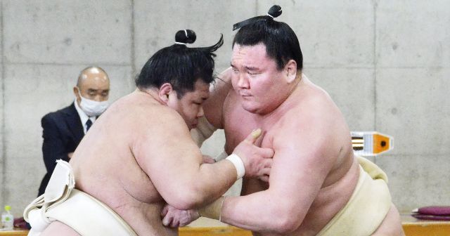 「四股が踏めない」鶴竜の今後は? 春場所「本命」は36歳白鵬か…「対抗」は“3人の大関”よりも“復活劇”狙う照ノ富士?