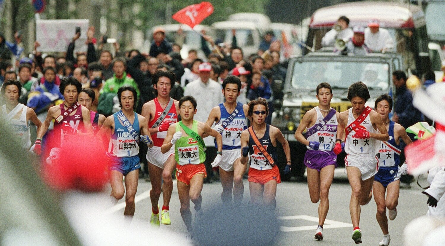 法政大時代に箱根駅伝を3度走った父・将由さん。現役時代は派手な金髪とサングラスも話題に　©JIJI PRESS