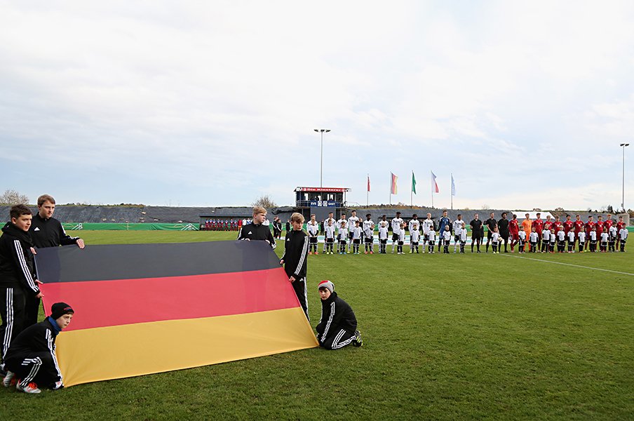 「ミスありき」で社会が回るドイツ。サッカーにも繋がる自立性と考え方。＜Number Web＞ photograph by Getty Images