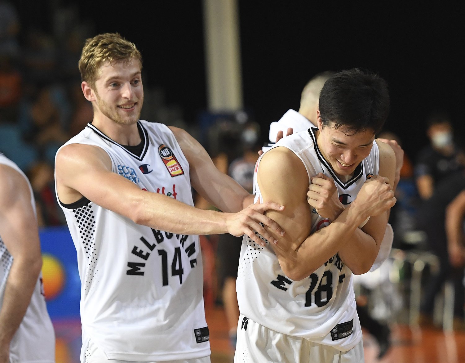 チームメイトとも積極的にコミュニケーションをとる姿があった ©GettyImages