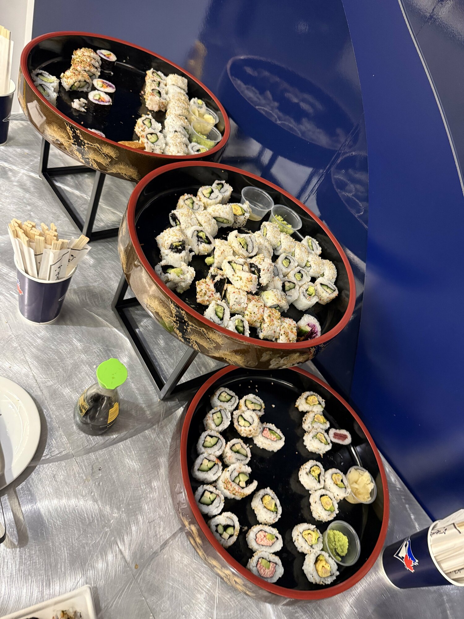 トロントのプレスダイニングで振る舞われた寿司　©Naoyuki Yanagihara