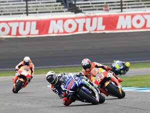 チームオーダー無しのガチンコ対決！だからMotoGPの優勝争いは面白い。