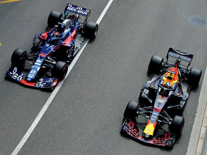 来季のための究極の選択。レッドブル・ホンダ誕生。～両者の利害が一致したが、リスクも存在する～＜Number Web＞ photograph by Getty Images