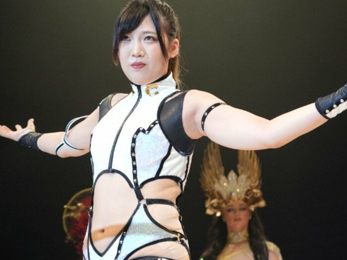 「最後は父に土下座しました」177cmの元家庭科教師レスラーと“家族の約束”「3年で芽が出なければ…」レディ・Cの知的でダイナミックな可能性＜Number Web＞ photograph by Essei Hara