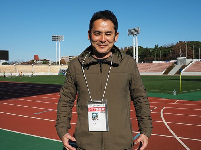 川崎の小林、大島ら獲得に教訓あり。内田篤人に“フラれた”名スカウト。<Number Web> photograph by Tetsuro Kaieda