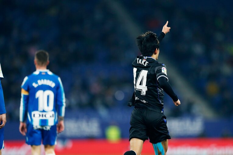 「クボの鮮烈ボレーに加えて…」“ハイライトだけではもったいない”ソシエダ久保建英の飛躍を現地撮影「特筆すべきはゴール直前の守備」(27)