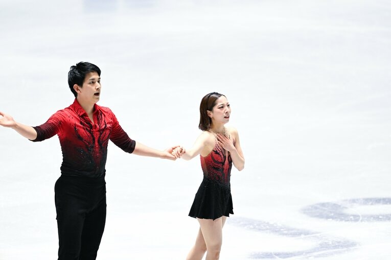 全日本選手権SP。三浦に左肩脱臼のアクシデントがあった【スワイプするとそのほかの写真もご覧になれます】　©Asami Enomoto