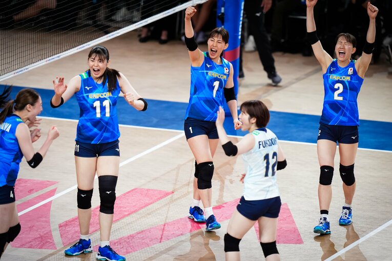 岩崎こよみ（VNLセルビア戦）©︎Volleyball World