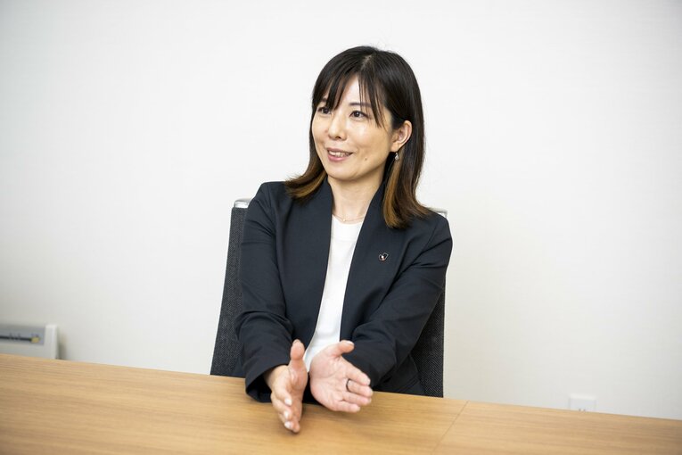 インタビューに応じるJリーグの高田春奈常勤理事　©Tomosuke Imai