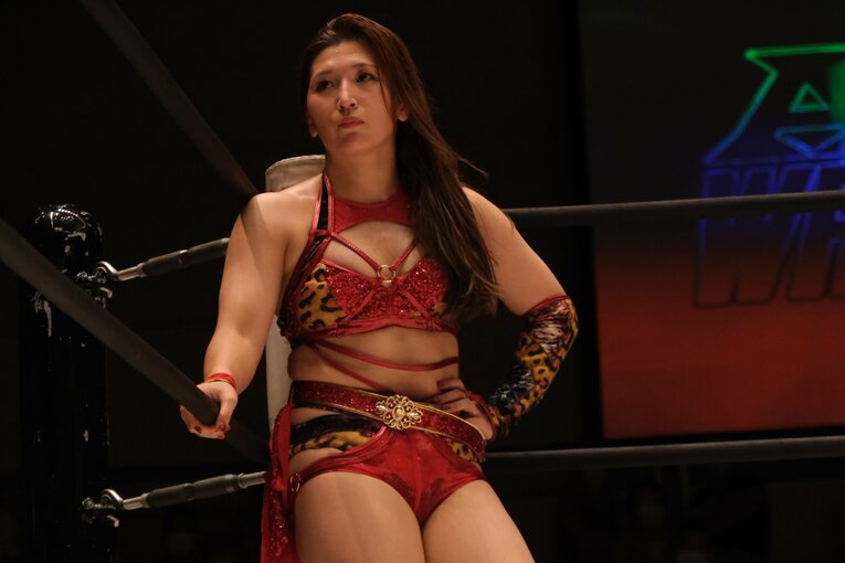 「闘うグラドル」もデビュー、アクトレスガールズの“華がスゴい”新人たちの裏で…エース・青野未来が泣いた理由「まったく追いつけていない」(64)