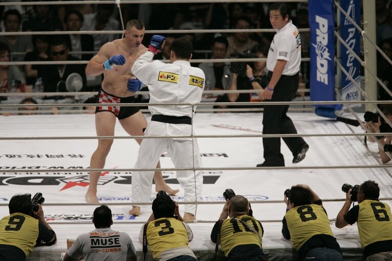 2006年、対ミルコ・クロコップ戦　©Takuya Sugiyama