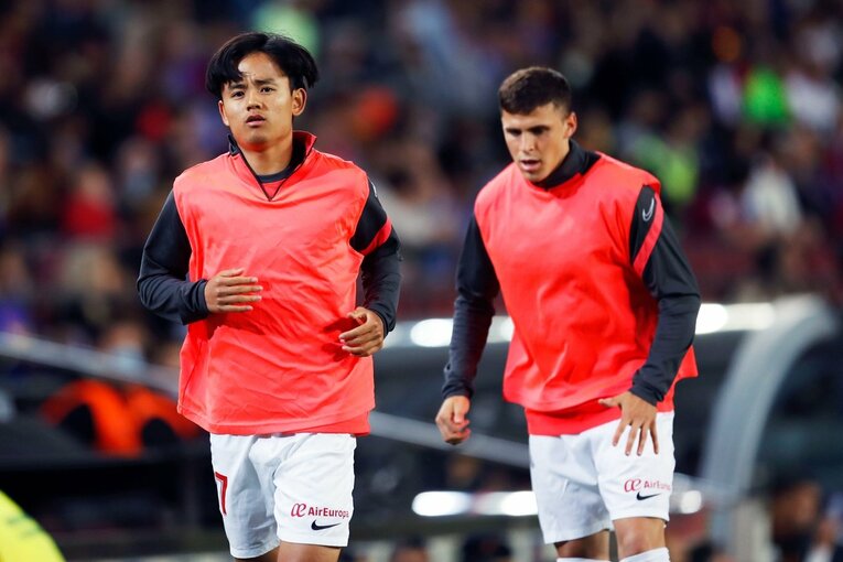 久保建英は「バルサ下部組織の旧友」と何を話したのだろうか… カンプノウで撮った才能の一端と敗戦の悔しさ〈撮影者の視点〉(20)