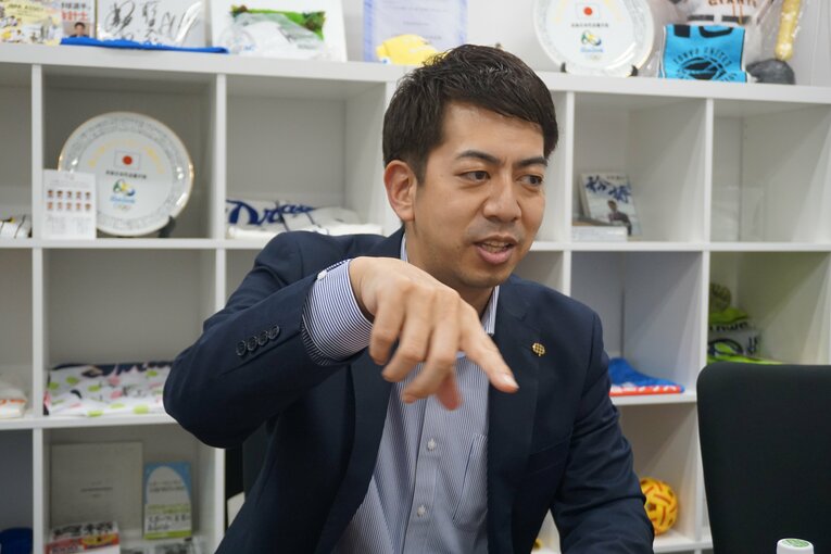 公認会計士として活躍する元阪神タイガースの奥村武博さん　©︎Shimei Kurita