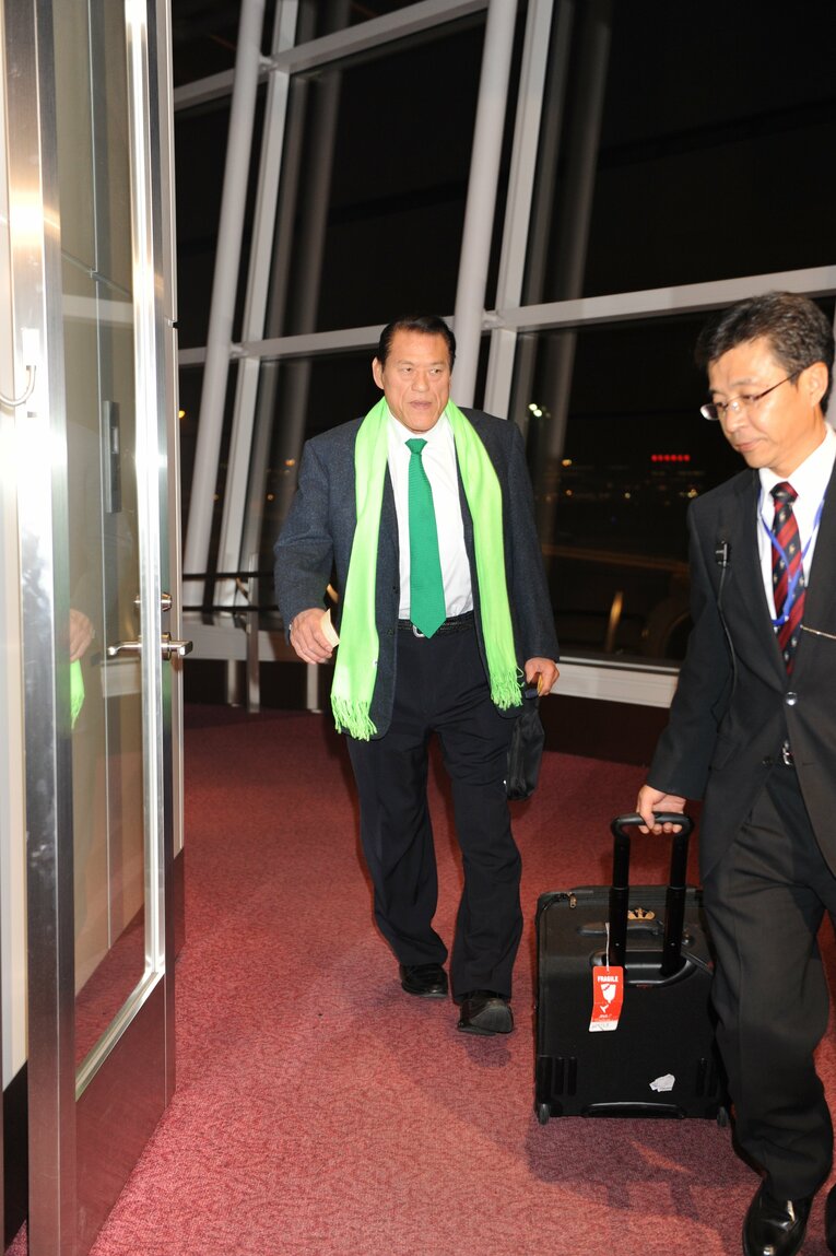 2013年、北朝鮮から帰国したアントニオ猪木　©Mami Yamada