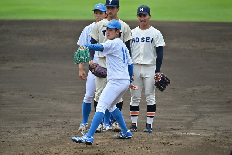6月の大学日本代表合時の下村。174cmと小柄な身長は、他の代表候補選手と比べても頭1つ分小さいことがわかる　©Hideki Sugiyama