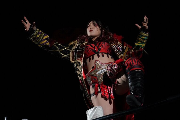 「まあ、元が格好いいので（笑）」赤いベルトが似合う女王・林下詩美が“ビッグダディ越え”宣言「もう父親の存在は気にならない」(21)