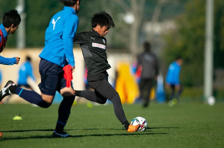 練習中の動きは現役選手さながら　©KAWASAKI FRONTALE