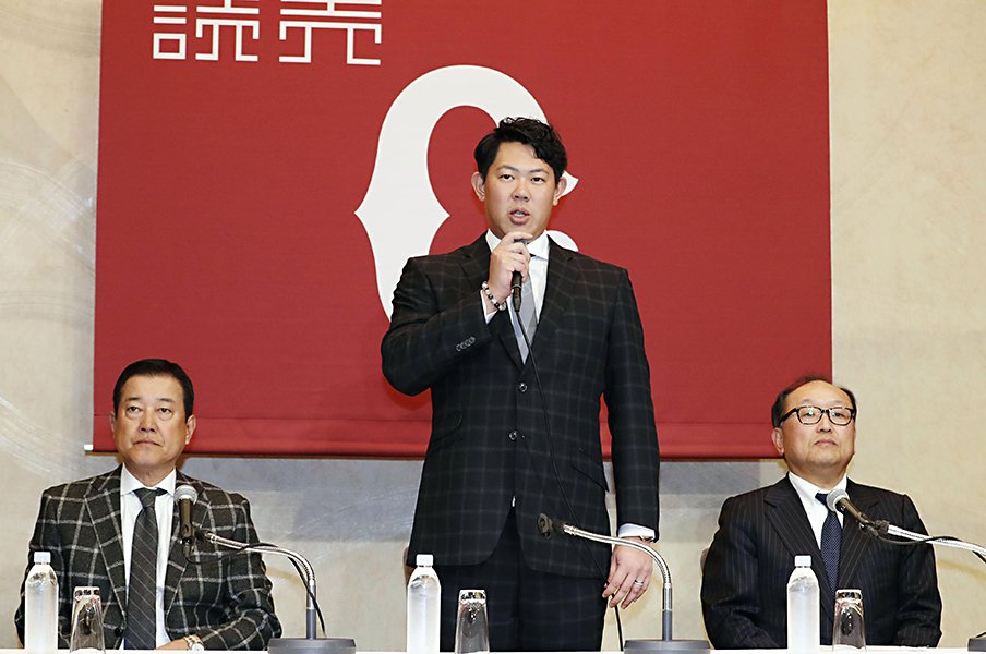 巨人からメジャー目指す山口俊。マウンドと“鈍感力”が意外と合う?<Number Web> photograph by KYODO