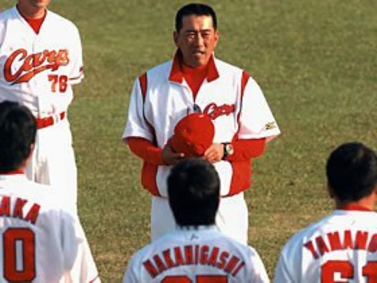 生え抜きスターが監督に 野村謙二郎が見せた潔さ 来季の広島は 脱ブラウン プロ野球 Number Web ナンバー