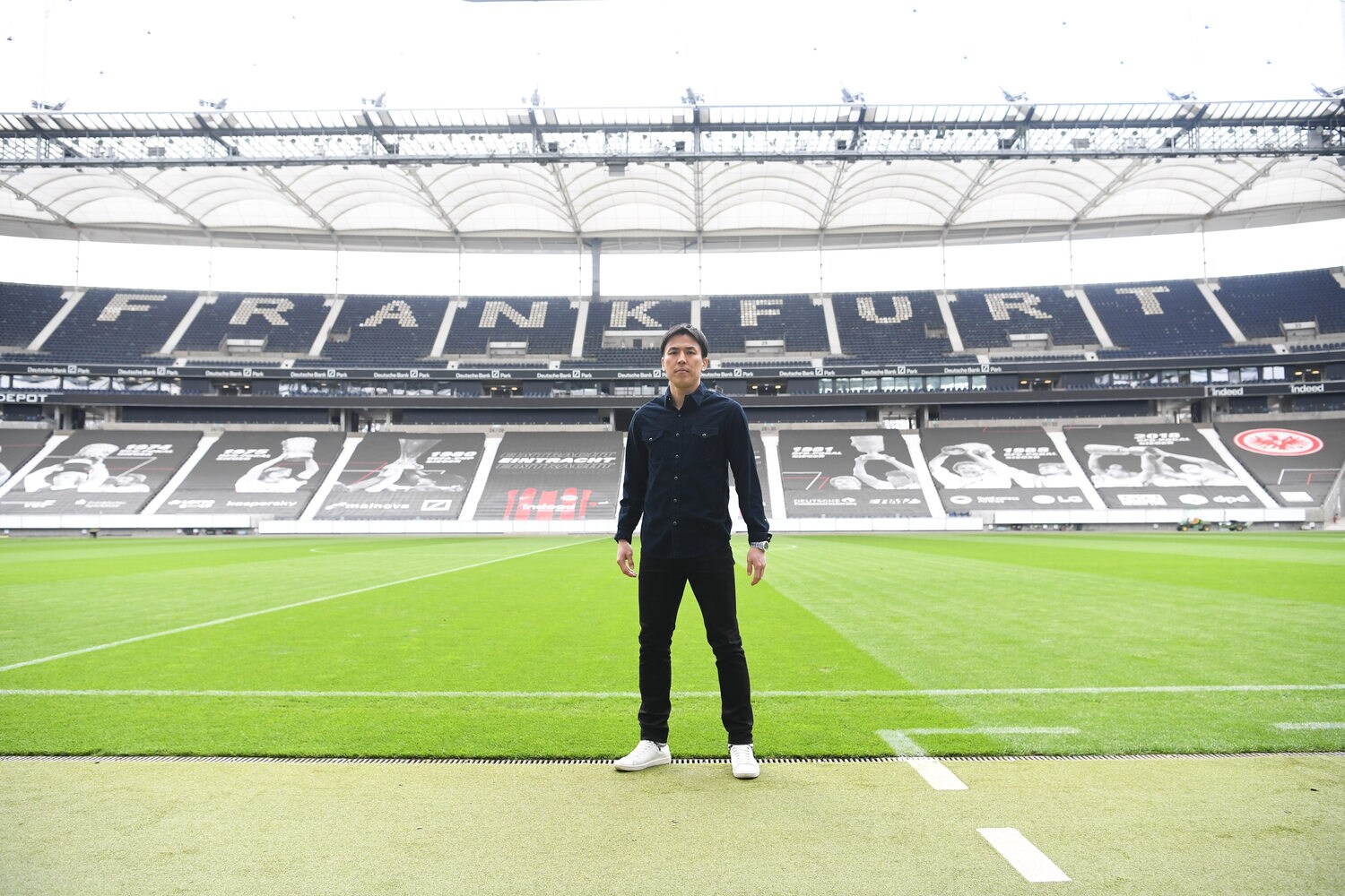 アイントラハトの本拠地ドイチェバンク・パークで　©Ryu Voelkel