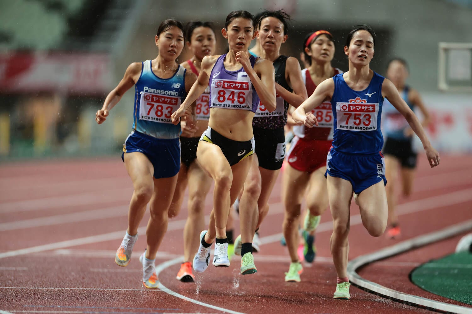 一昨年の日本選手権1500ｍでは3位で表彰台に。中距離ランナーとしてのプライドは強い　©AFLO