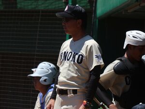 「私学の壁を超えたい」兵庫の“偏差値70超”公立校が本気で目指した甲子園の結末は?…ベスト4にも指揮官の本音「『公立だからスゴい』では悔しい」