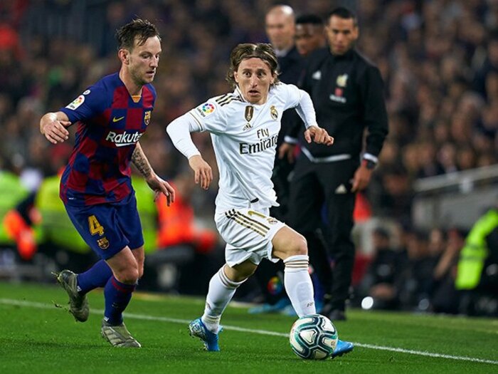 モドリッチに神様は再び微笑むのか。「世界No.1」であり続ける難しさ。＜Number Web＞ photograph by Getty Images