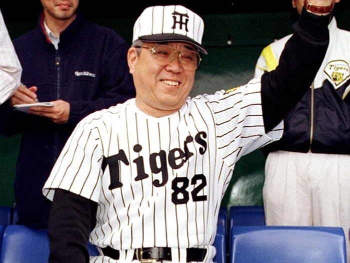 ノムさん「プロに誘ってすまなかったな…」あれから20年、阪神・F1セブンの元メンバーが明かす“野村監督とのその後”<Number Web> photograph by Sankei Shimbun