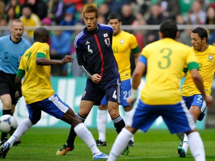 本田圭佑が10年前、ブラジル戦完敗後に語っていた”それでも世界一を目指す理由”…「なんか嬉しくなる気持ち、わからへんかな？」＜Number Web＞ photograph by Takuya Sugiyama