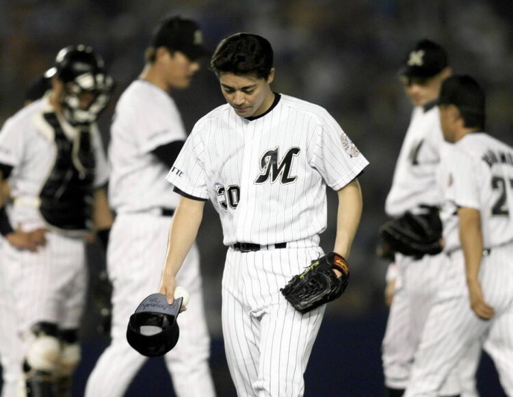 球団新記録〉228セーブのロッテ・益田直也に『幕張の防波堤』小林雅英 